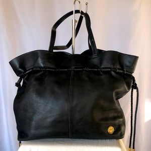 VINCE CAMUTO black pebble leather large shoulder handbag.